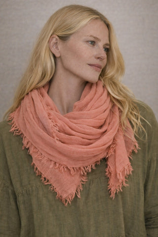 MALIN SCARF / rosewood