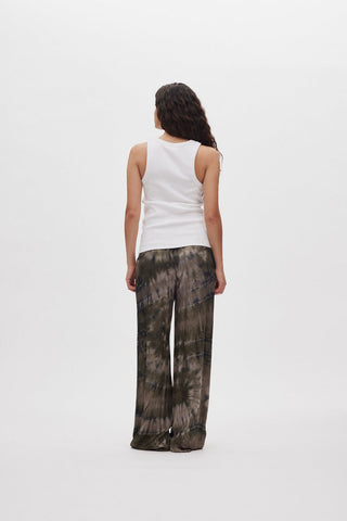 BRIANA HOSE / grey green