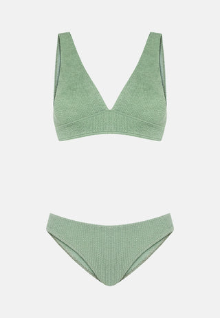 Sorbet Island Bikini in Mint aus flexiblem Crinkle-Stoff. One Size (XS–XXL, Cup A–G) mit komfortabler Passform – ideal für Strand, Pool und Sommerreisen.