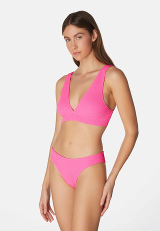 Sorbet Island Bikini in Bubblegum aus flexiblem Crinkle-Stoff. One Size (XS–XXL, Cup A–G) mit komfortabler Passform – ideal für Strand, Pool und Sommerreisen.