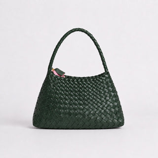 Zu sehen ist eine schöne geflochtene Ledertasche der schweizer Marke AYRE. 