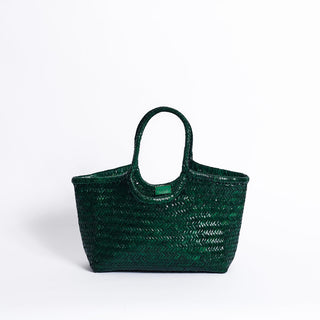 von hand geflochtene ledertasche in dark green von ayre