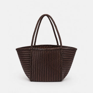 Wunderschöne Shopper Tasche der schweizer Marke AYRE. Aus geflochtenem Leder wirkt sie sehr elegant und zugelich sportlich. 